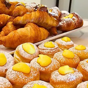 https://hotel-bellini.riccione-hotels.org